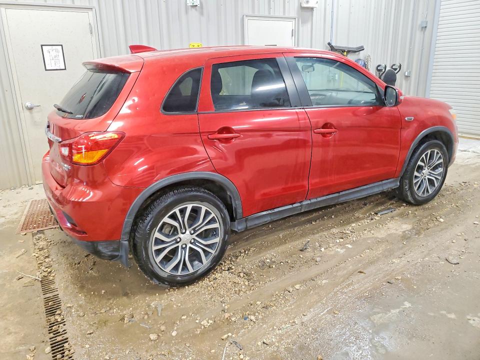 Продажа на аукционе авто 2018 Mitsubishi Outlander Sport, vin: JA4AR3AU8JZ035972, номер лота: 81287385