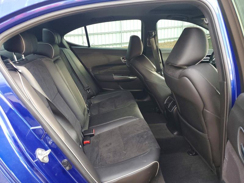 79958975 :رقم المزاد ، 19UUB2F63JA002115 vin ، 2018 Acura Tlx مزاد بيع