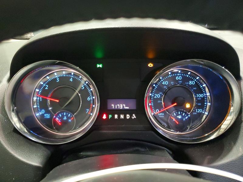 79682825 :رقم المزاد ، 2C4RC1AG8FR675173 vin ، 2015 Chrysler Town & Country مزاد بيع