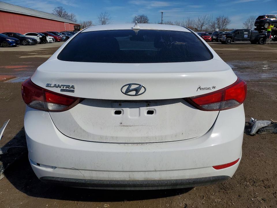 Продажа на аукционе авто 2015 Hyundai Elantra, vin: KMHDH4AE2FU266063, номер лота: 79913125