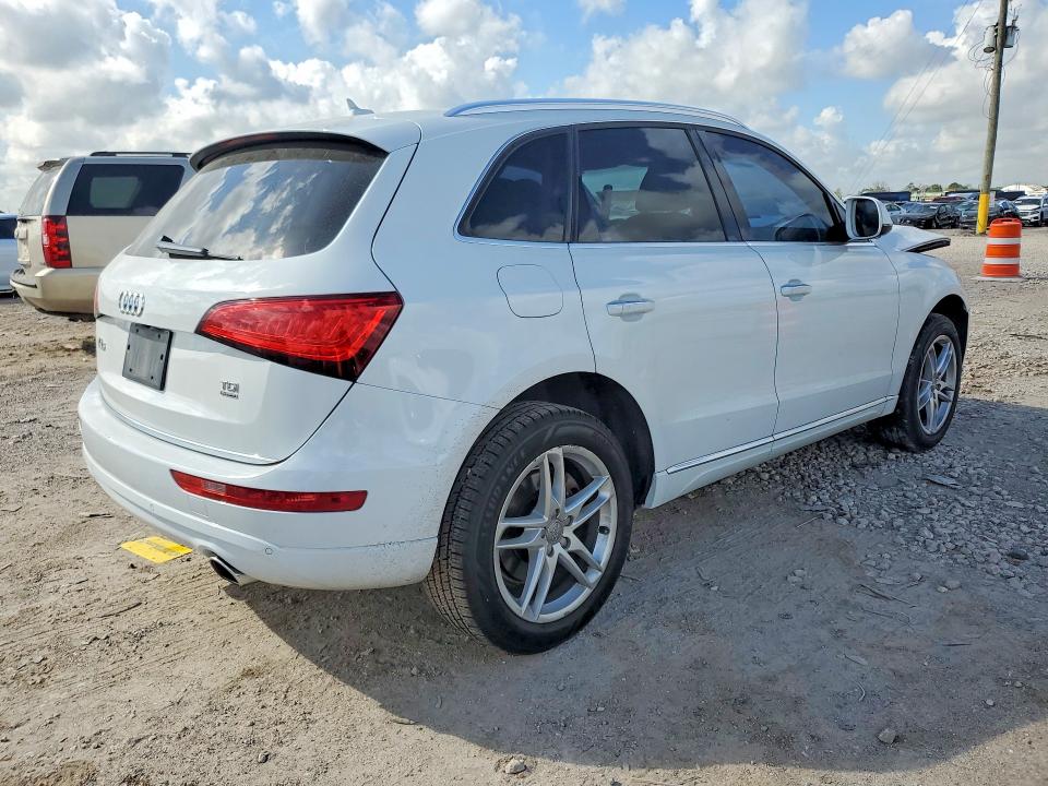 Продаж на аукціоні авто 2015 Audi Q5, vin: WA1CMAFP6FA008807, номер лоту: 47037836