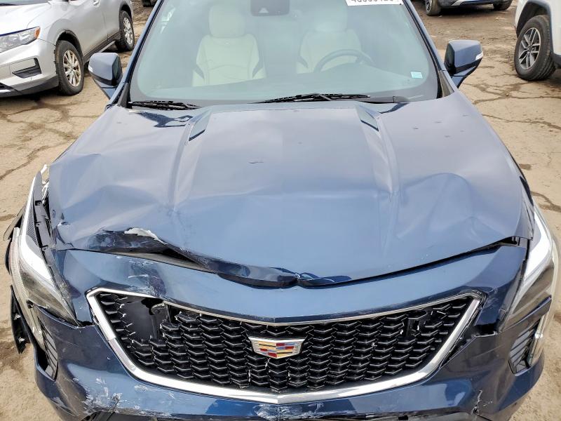 45999126 :رقم المزاد ، 1GYFZER40MF054768 vin ، 2021 Cadillac Xt4 مزاد بيع