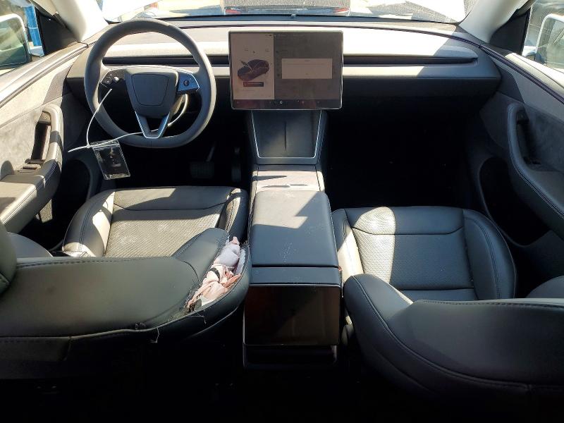 46723296 :رقم المزاد ، 7SAYGDED0TF411649 vin ، 2026 Tesla Y مزاد بيع