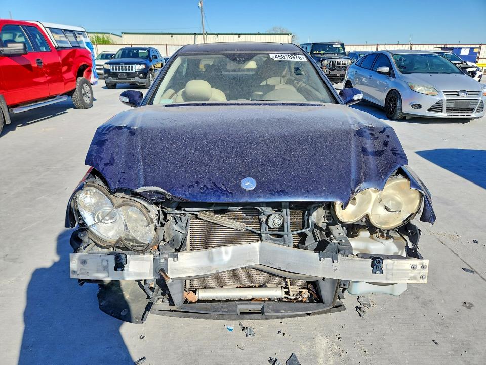 46070976 :رقم المزاد ، WDBTJ56H28F247418 vin ، 2008 Mercedes-benz Clk مزاد بيع