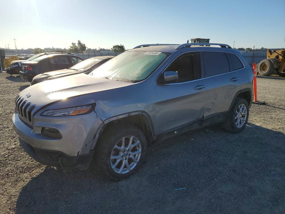 47824266 :رقم المزاد ، 1C4PJMLBXJD543608 vin ، 2018 Jeep Cherokee مزاد بيع