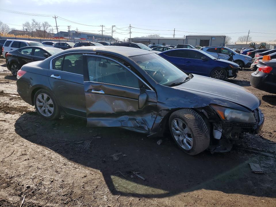 2010 Honda Accord მანქანა იყიდება აუქციონზე, vin: 1HGCP3F8XAA028683, აუქციონის ნომერი: 46714606