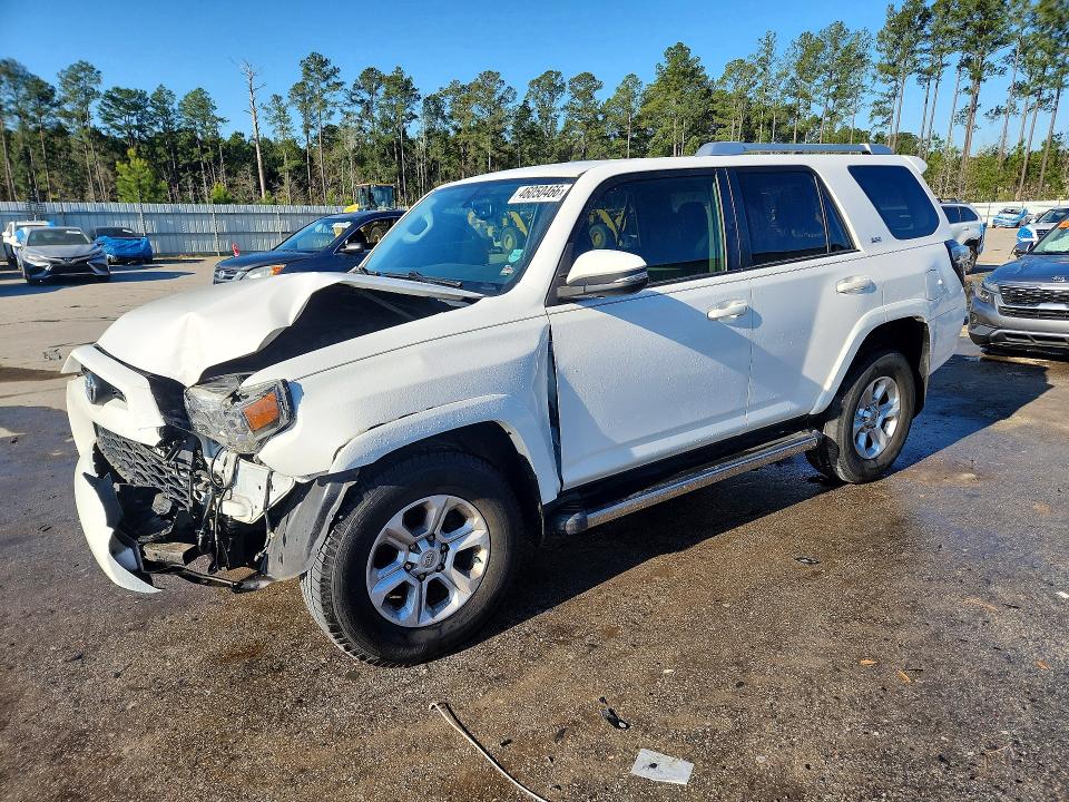 Auction sale of the 2017 Toyota 4runner, vin: JTEZU5JRXH5153808, lot number: 46050466