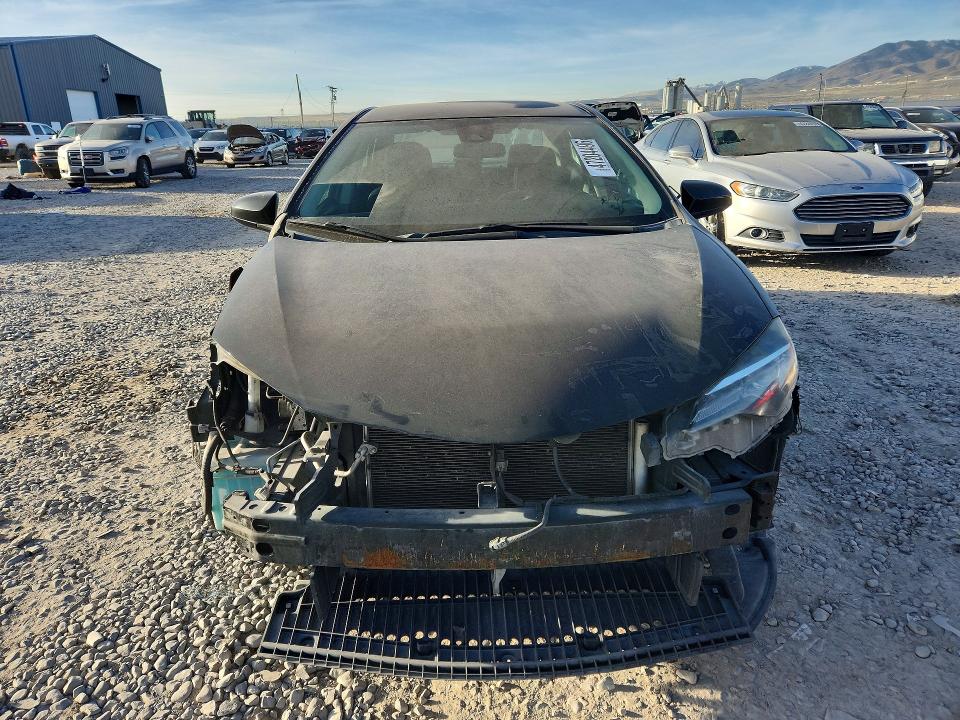 47204496 :رقم المزاد ، 5YFBURHE9KP866158 vin ، 2019 Toyota Corolla مزاد بيع