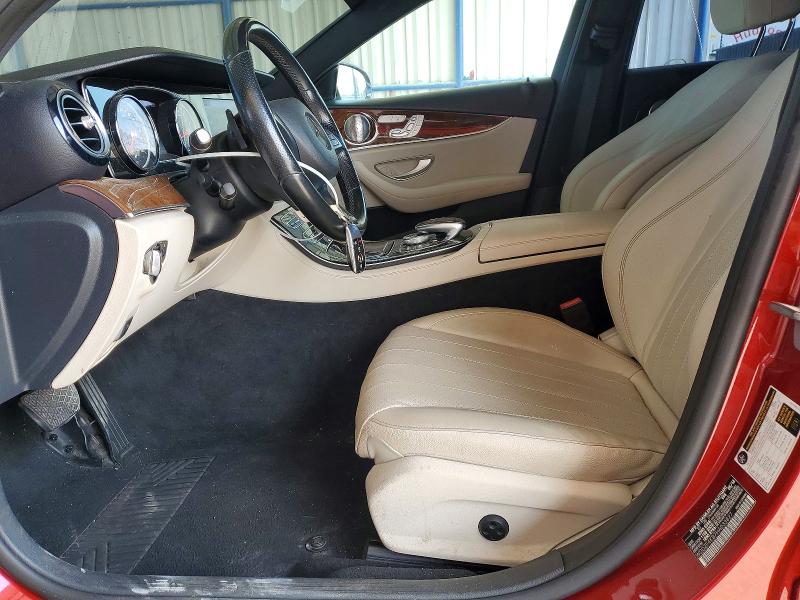 47467586 :رقم المزاد ، WDDZF4KB7HA033827 vin ، 2017 Mercedes-benz E مزاد بيع