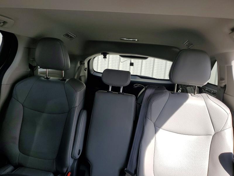 79535255 :رقم المزاد ، 5TDYRKEC4MS026577 vin ، 2021 Toyota Sienna مزاد بيع