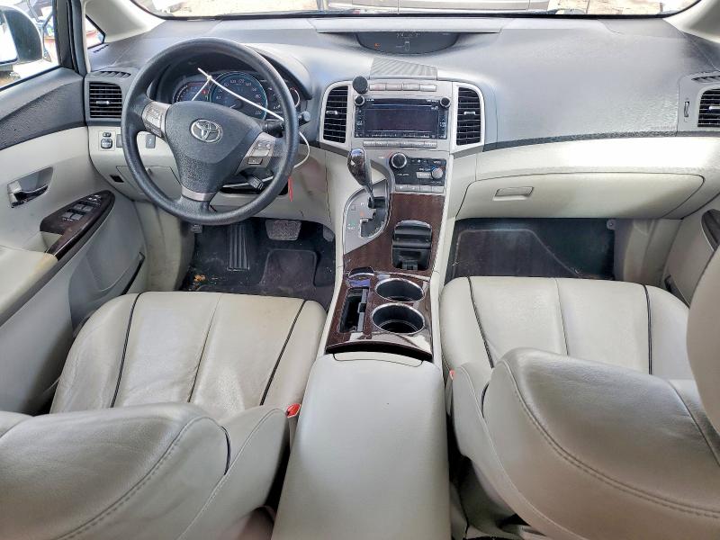 45740696 :رقم المزاد ، 4T3ZK3BB4BU037259 vin ، 2011 Toyota Venza مزاد بيع