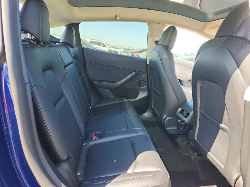 41989286 :رقم المزاد ، 7SAYGDEE3NF442194 vin ، 2022 Tesla Model Y مزاد بيع