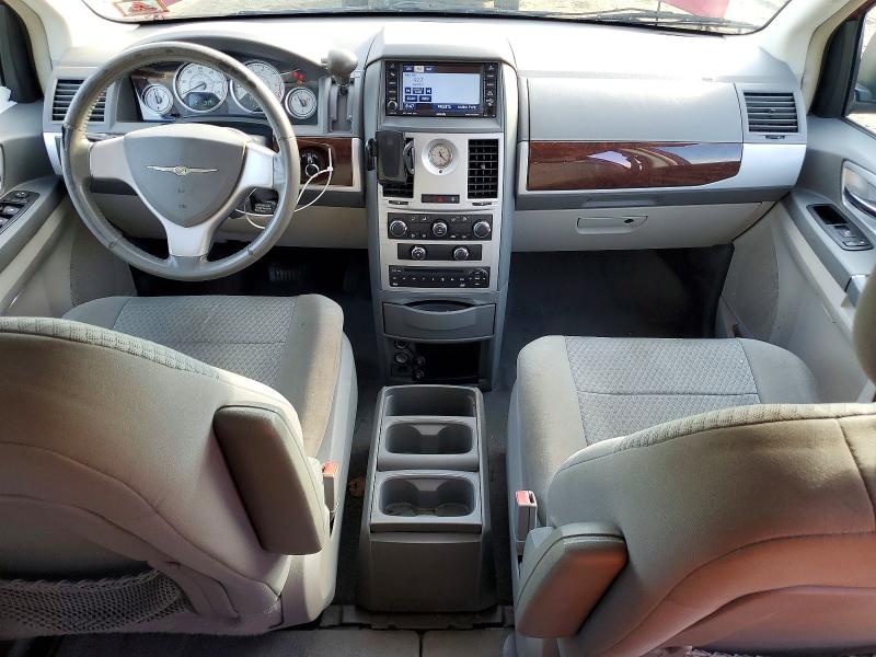 41709246 :رقم المزاد ، 2A4RR5D16AR323905 vin ، 2010 Chrysler Town & Country مزاد بيع