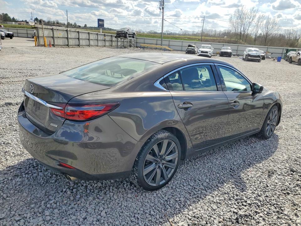 79976595 :رقم المزاد ، JM1GL1VM6J1307739 vin ، 2018 Mazda 6 مزاد بيع