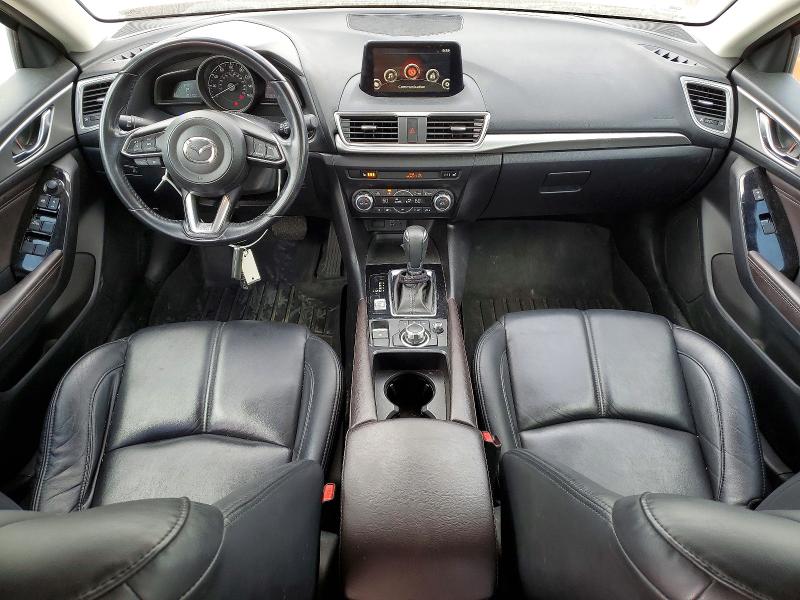 47333006 :رقم المزاد ، 3MZBN1V35JM214058 vin ، 2018 Mazda 3 مزاد بيع