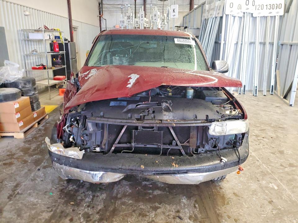 Продажа на аукционе авто 2002 Chevrolet Silverado, vin: 2GCEC19T321397212, номер лота: 46088666