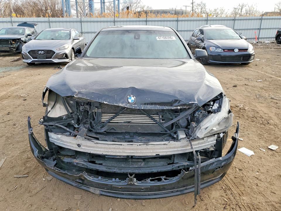 2011 Bmw 750 მანქანა იყიდება აუქციონზე, vin: WBAKC8C58BC433649, აუქციონის ნომერი: 47108396