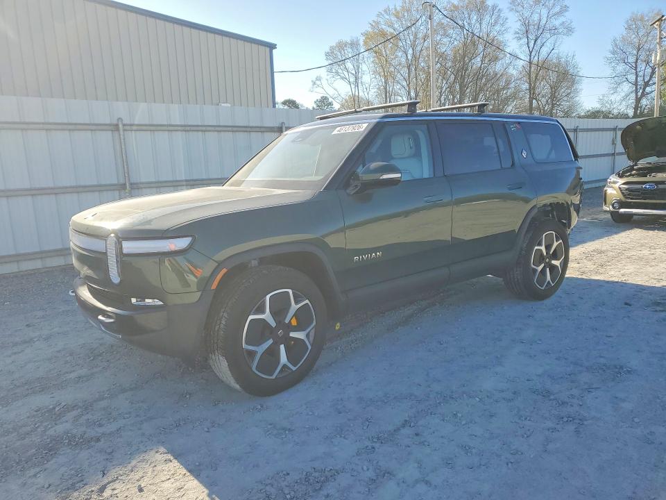 2024 Rivian R1s მანქანა იყიდება აუქციონზე, vin: 7PDSGABA0RN033315, აუქციონის ნომერი: 46137926