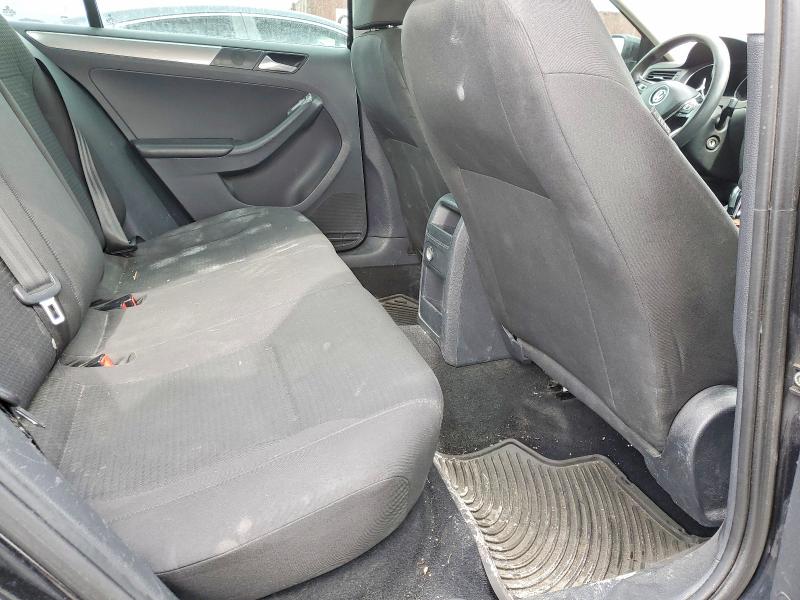 79601985 :رقم المزاد ، 3VW2K7AJXFM281438 vin ، 2015 Volkswagen Jetta مزاد بيع