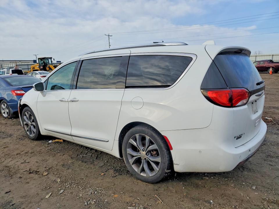 79229985 :رقم المزاد ، 2C4RC1GG8JR226396 vin ، 2018 Chrysler Pacifica مزاد بيع