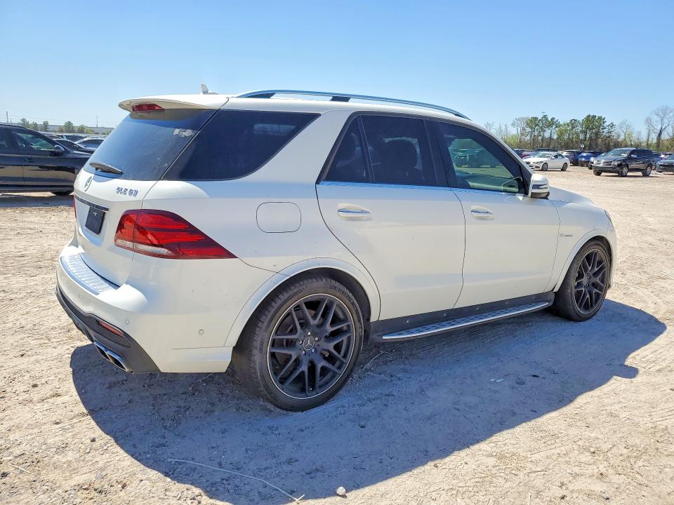 46097176 :رقم المزاد ، 4JGDA7EB3GA639426 vin ، 2016 Mercedes-benz Gle مزاد بيع