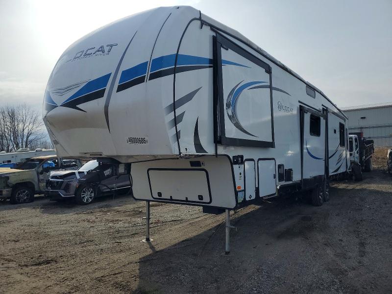 Продажа на аукционе авто 2021 Forest River Wildcat, vin: 4X4FWCN26MG003805, номер лота: 46000686
