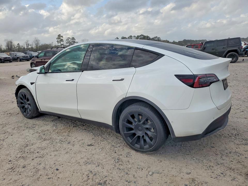 2022 Tesla Model Y მანქანა იყიდება აუქციონზე, vin: 7SAYGDEE8NA010875, აუქციონის ნომერი: 79926965