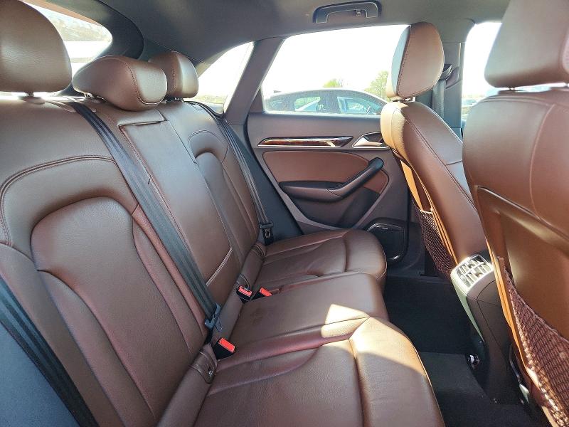 45824676 :رقم المزاد ، WA1FCCFS0HR017717 vin ، 2017 Audi Q3 مزاد بيع