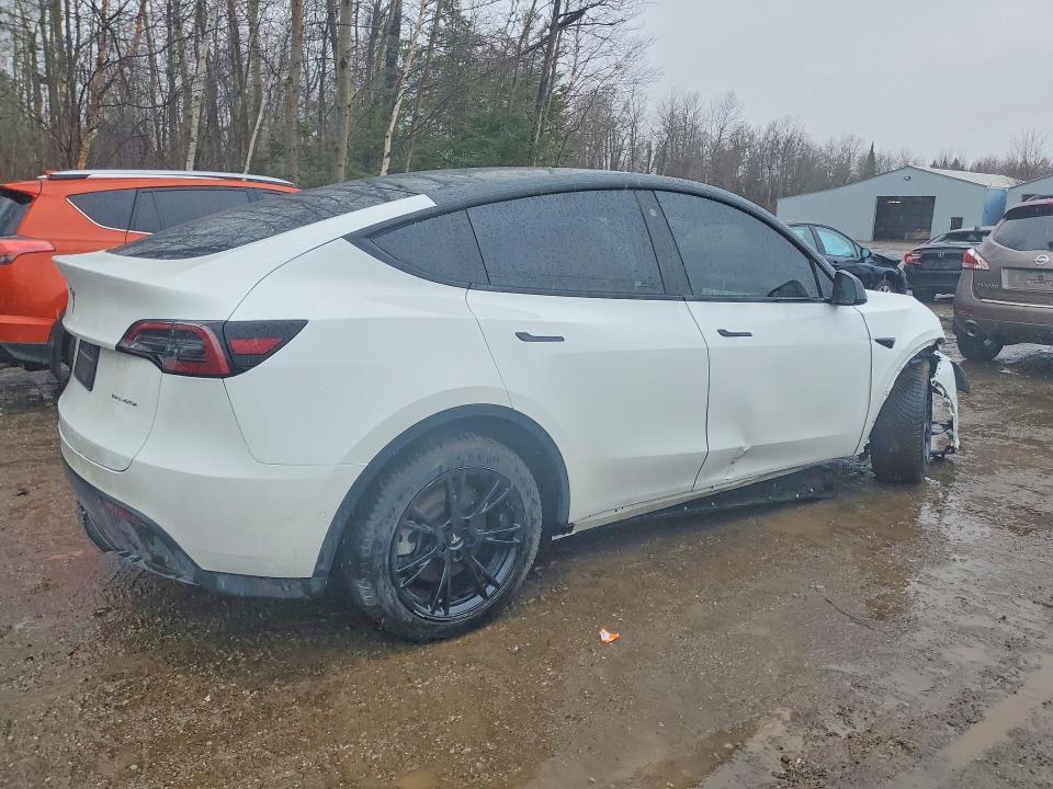 2022 Tesla Model Y მანქანა იყიდება აუქციონზე, vin: 7SAYGDEE7NF424989, აუქციონის ნომერი: 79198185
