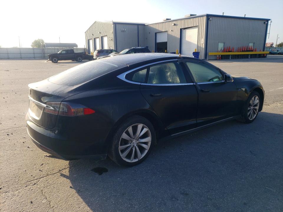 Aukcja sprzedaży 2016 Tesla Model S, vin: 5YJSA1E13GF120884, numer aukcji: 48251436
