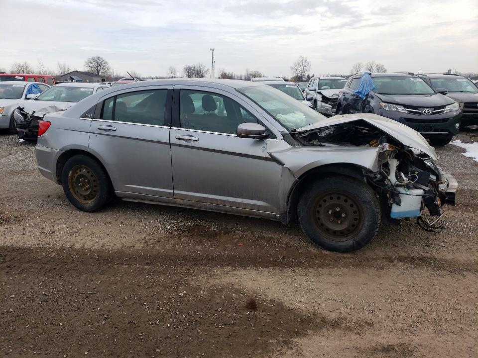 78296465 :رقم المزاد ، 1C3CCBAB3DN634318 vin ، 2013 Chrysler 200 مزاد بيع