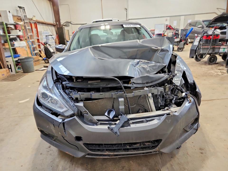 46821966 :رقم المزاد ، 1N4AL3AP8HN328294 vin ، 2017 Nissan Altima 2.5 S 4dr مزاد بيع