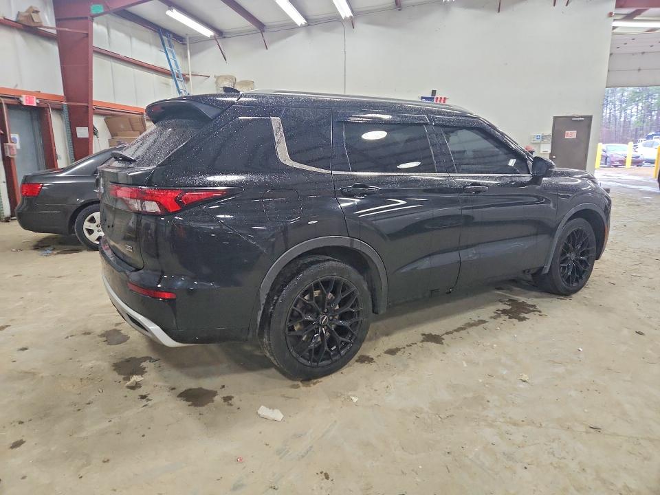 Продаж на аукціоні авто 2022 Mitsubishi Outlander, vin: JA4J3VA82NZ057925, номер лоту: 45627566