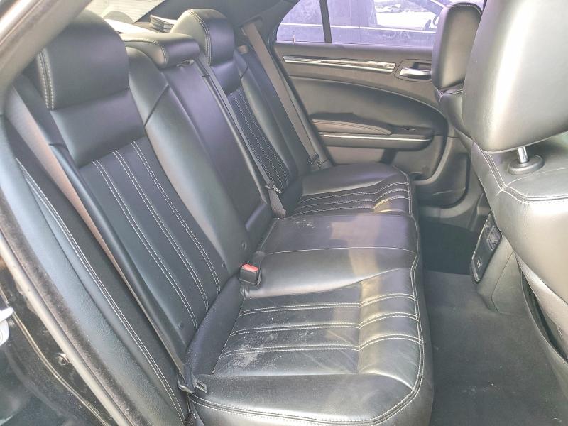 79629775 :رقم المزاد ، 2C3CCAGG0KH648406 vin ، 2019 Chrysler 300 مزاد بيع