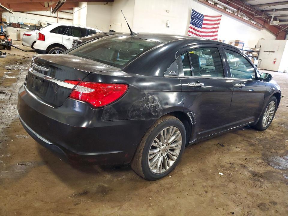 Продажа на аукционе авто 2011 Chrysler 200, vin: 1C3BC2FG9BN518375, номер лота: 79713775