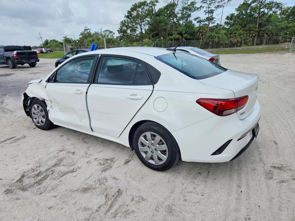48168636 :رقم المزاد ، 3KPA24AD6NE492250 vin ، 2022 Kia Rio مزاد بيع
