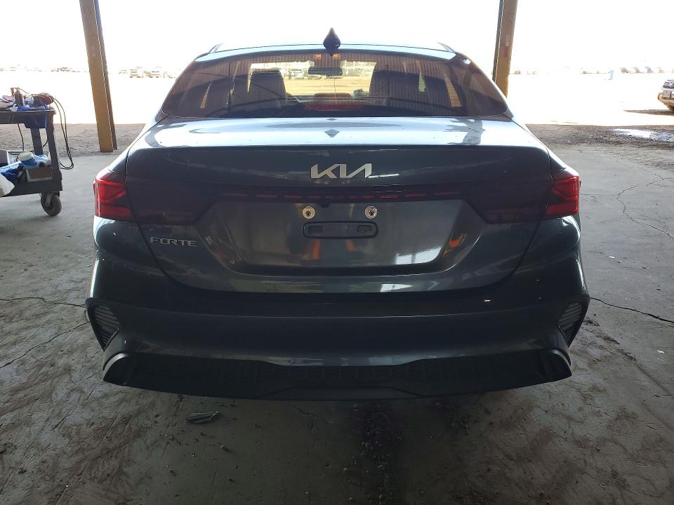 2023 Kia Forte მანქანა იყიდება აუქციონზე, vin: 3KPF24AD0PE508287, აუქციონის ნომერი: 45509376