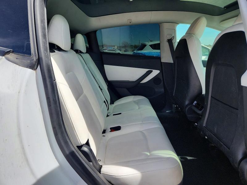 46548056 :رقم المزاد ، 5YJYGDEE1MF306898 vin ، 2021 Tesla Model Y مزاد بيع