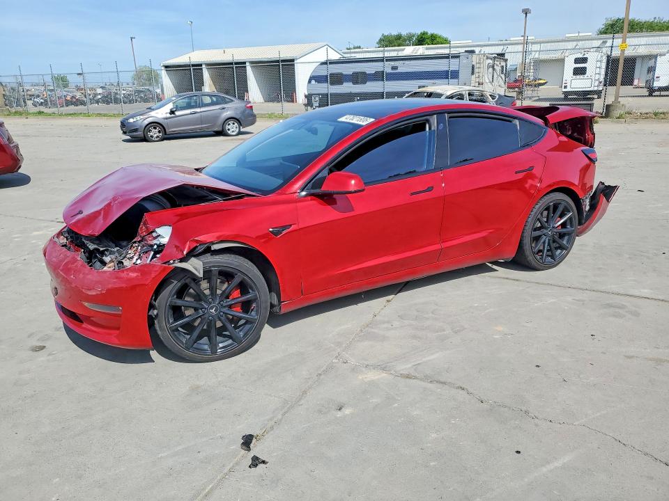 2018 Tesla Model 3 მანქანა იყიდება აუქციონზე, vin: 5YJ3E1EA8JF159681, აუქციონის ნომერი: 47821806
