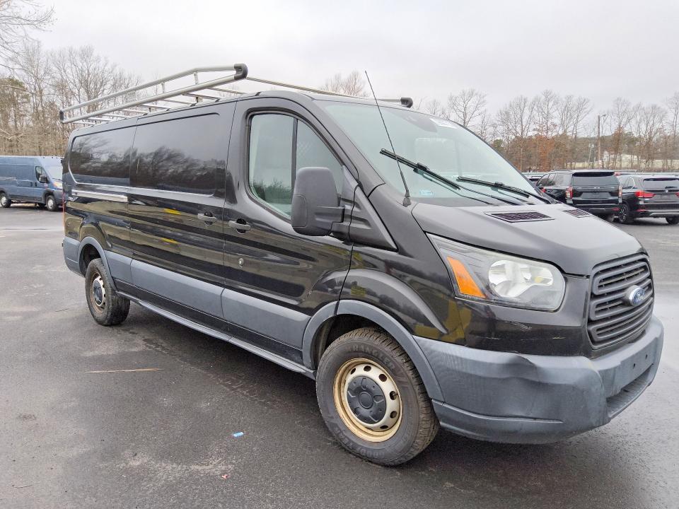 46238356 :رقم المزاد ، 1FTBW2YG9FKB13009 vin ، 2015 Ford Transit مزاد بيع