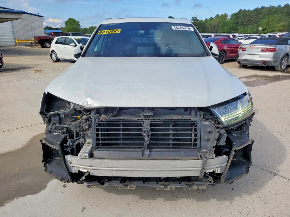 Продажа на аукционе авто 2018 Audi Q7, vin: WA1VAAF73JD043006, номер лота: 48254326