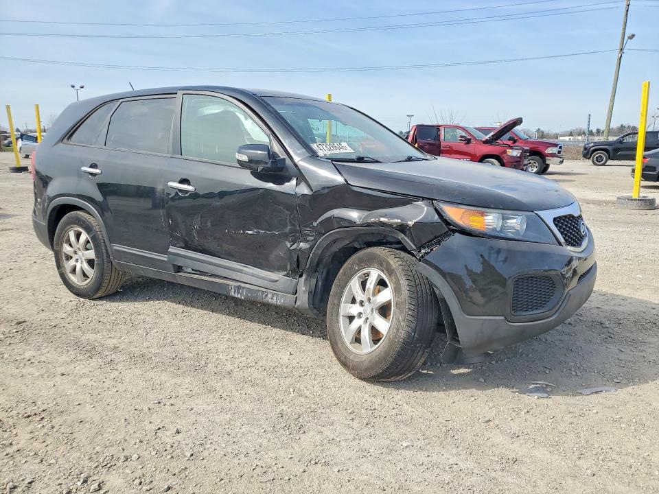 62565486 :رقم المزاد ، 5XYKT3A15DG363631 vin ، 2013 Kia Sorento مزاد بيع