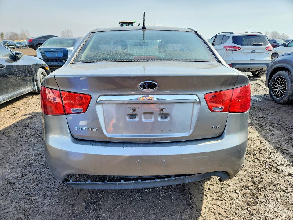 2012 Kia Forte მანქანა იყიდება აუქციონზე, vin: KNAFU4A2XC5545908, აუქციონის ნომერი: 46332076
