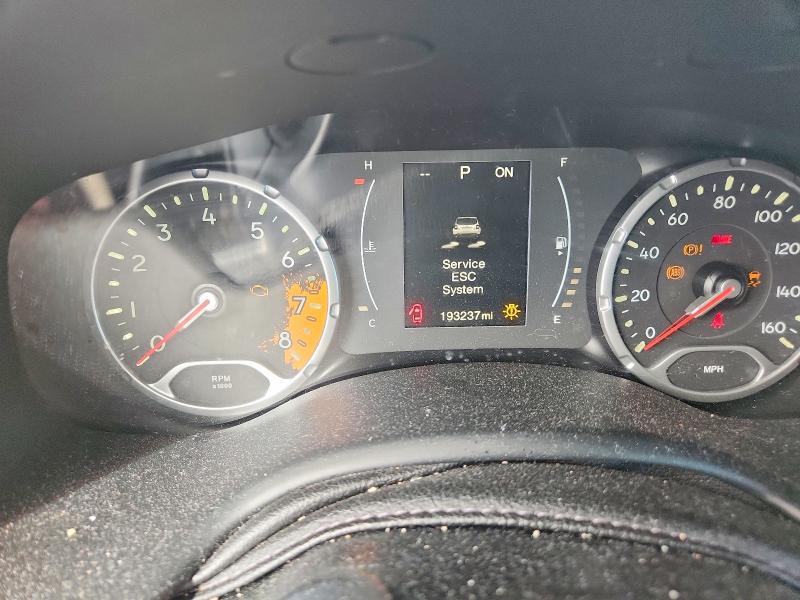 2016 Jeep Renegade მანქანა იყიდება აუქციონზე, vin: ZACCJBBT7GPD38819, აუქციონის ნომერი: 47815366