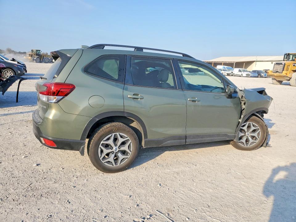 47125736 :رقم المزاد ، JF2SKAFC3MH527288 vin ، 2021 Subaru Forester مزاد بيع