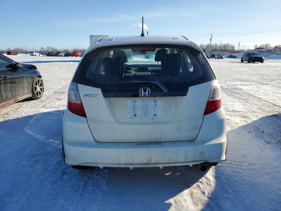 Продаж на аукціоні авто 2013 Honda Fit, vin: LUCGE8H57D3000348, номер лоту: 77968215