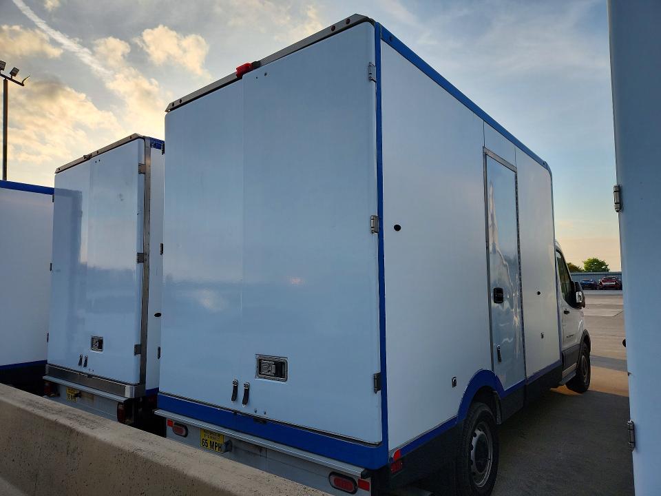2022 Ford Transit მანქანა იყიდება აუქციონზე, vin: 1FDBW5Z89NKA01698, აუქციონის ნომერი: 46949266