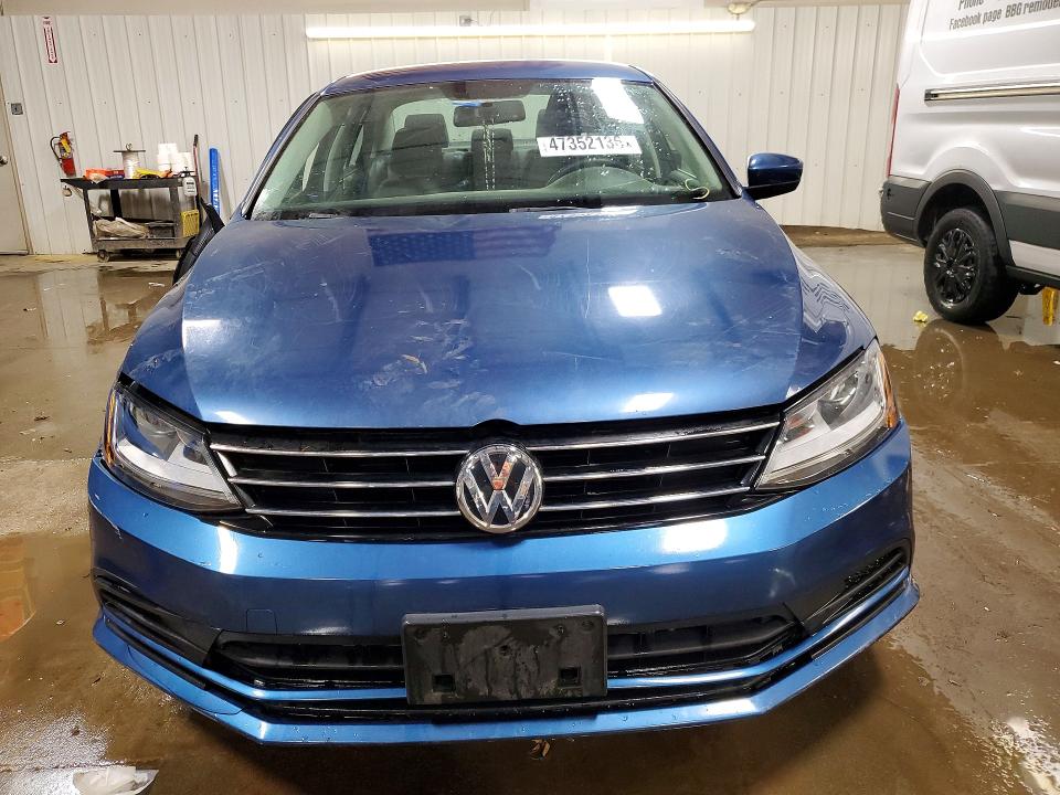 47352136 :رقم المزاد ، 3VW2B7AJ2HM213184 vin ، 2017 Volkswagen Jetta مزاد بيع