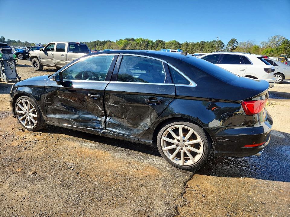 2015 Audi A3 მანქანა იყიდება აუქციონზე, vin: WAUCJGFF3F1075967, აუქციონის ნომერი: 45854896