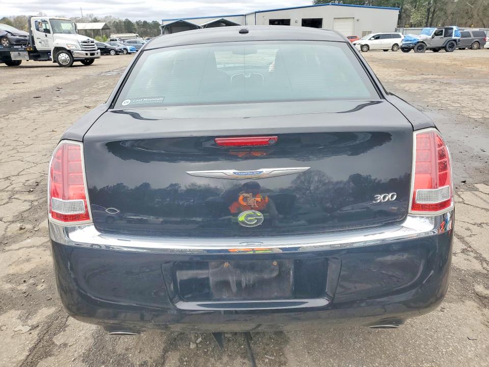 45811256 :رقم المزاد ، 2C3CCAAG8DH573496 vin ، 2013 Chrysler 300 مزاد بيع